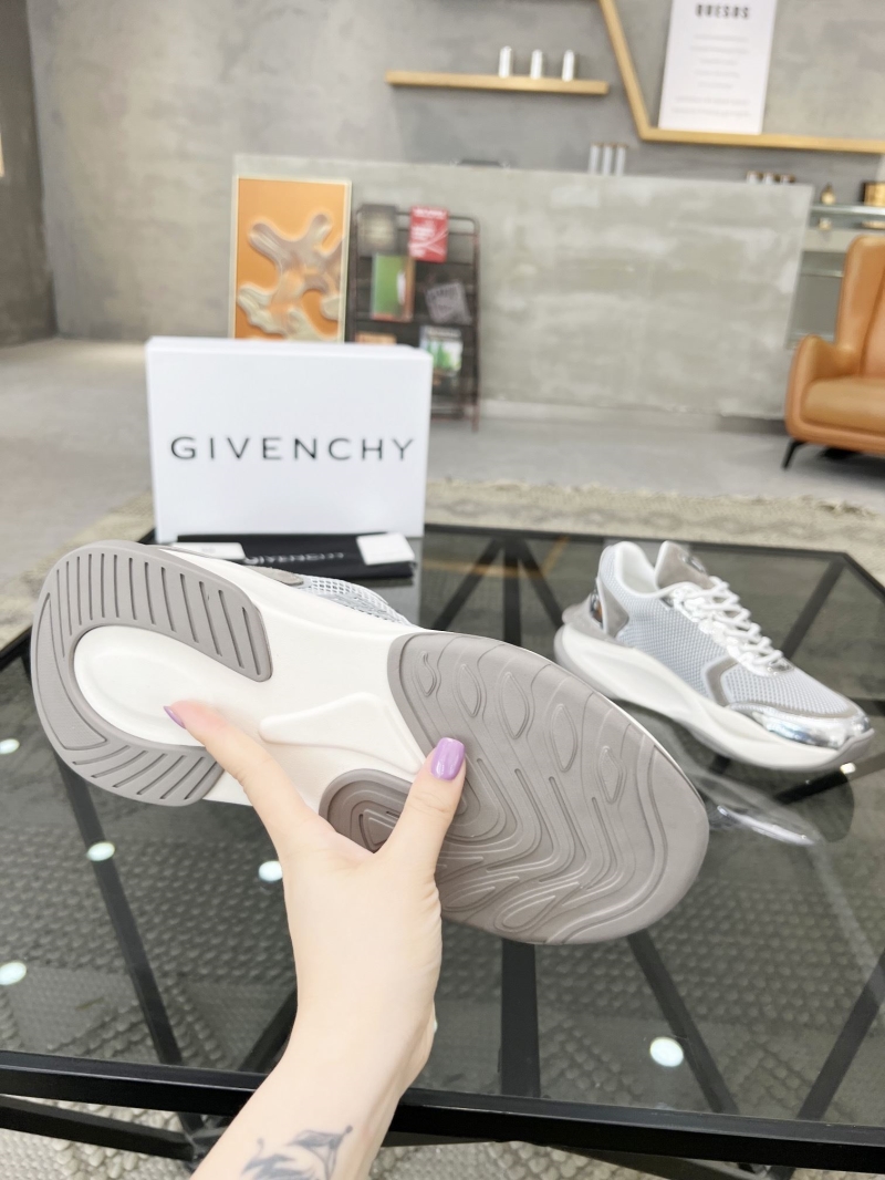 Givenchy Sneakers